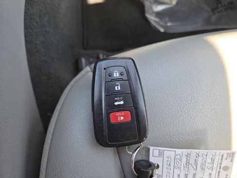 Used 2023 Toyota Camry SE w/ Convenience Package FWD image 33