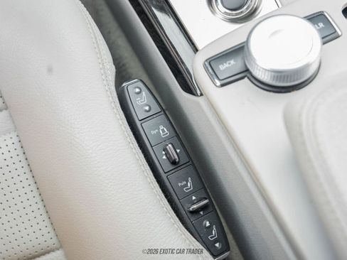 Used 2010 Mercedes-Benz E 63 AMG Sedan image 27