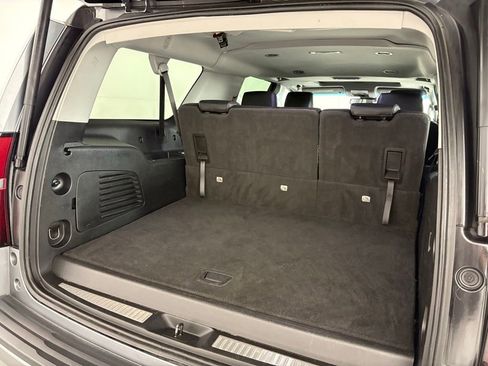 Used 2020 Chevrolet Suburban LT AWD/4WD image 22