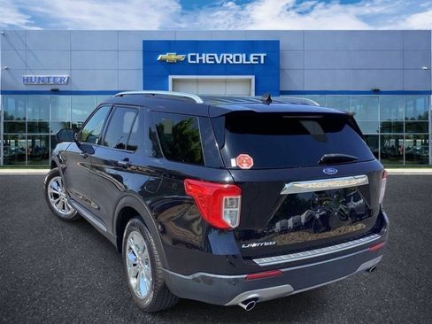 Used 2022 Ford Explorer Limited RWD image 2