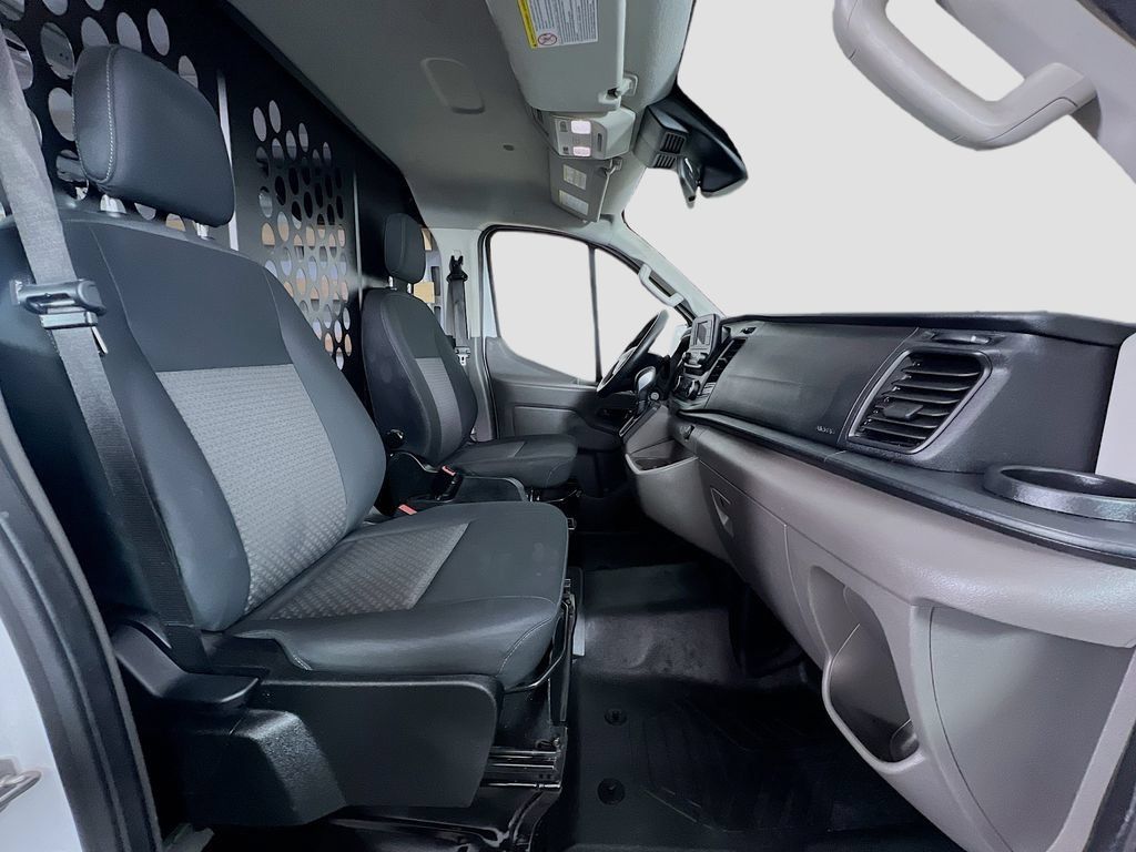 Certified 2025 Ford Transit 250 Low Roof w/ Exterior Upgrade Package RWD image 24