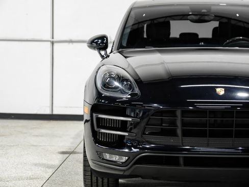 Used 2018 Porsche Macan Turbo w/ Premium Package Plus image 54