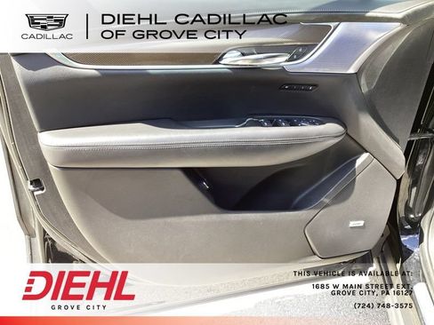 Used 2020 Cadillac XT6 Premium Luxury w/ Platinum Package AWD/4WD image 14