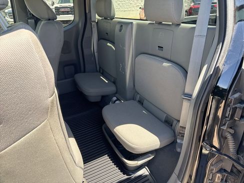 Used 2021 Nissan Frontier S RWD image 18