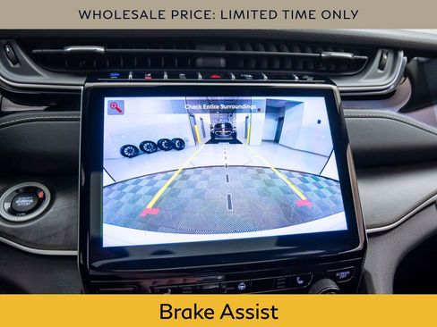 Used 2023 Jeep Grand Cherokee 4WD 4xe image 25