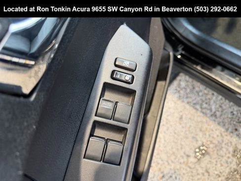 Used 2016 Toyota RAV4 XLE image 12