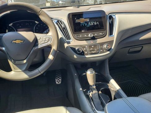 Used 2016 Chevrolet Malibu LT w/ Leather Package image 7