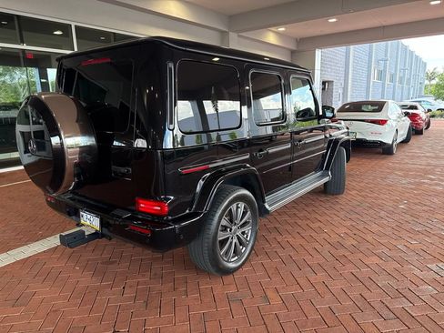 Used 2025 Mercedes-Benz G 550 image 8