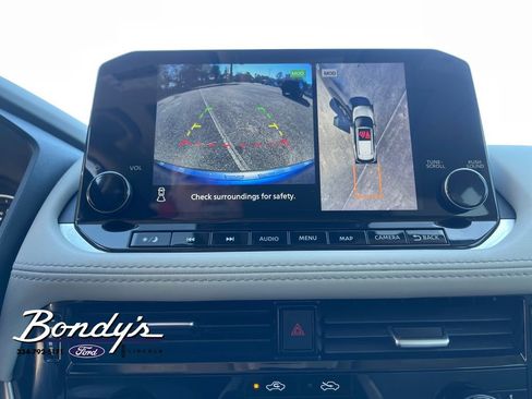 Used 2023 Nissan Rogue SL w/ SL Premium Package image 8