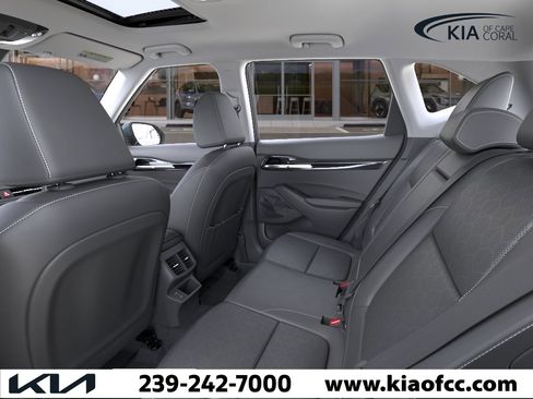 New 2026 Kia Seltos EX image 18