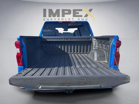 Used 2026 Chevrolet Silverado 1500 Custom w/ Turbomax Blackout Package AWD/4WD image 26