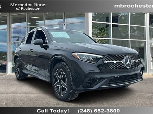 Certified 2025 Mercedes-Benz GLC 300 4MATIC image 1