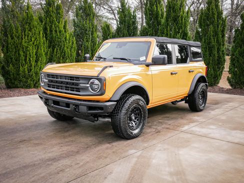 Used 2022 Ford Bronco 4-Door image 5