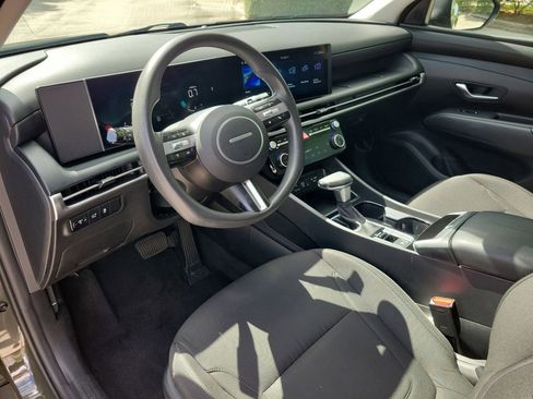 Used 2025 Hyundai Tucson SEL FWD image 15