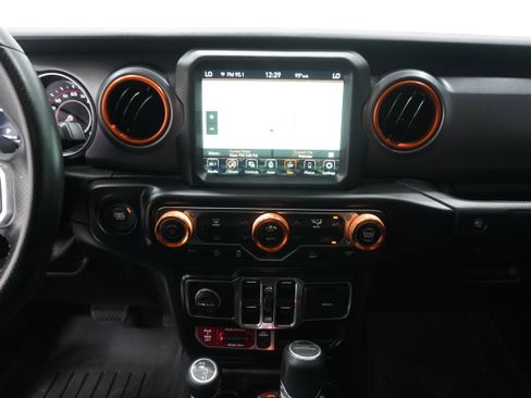 Used 2022 Jeep Gladiator Mojave w/ LED Lighting Group AWD/4WD image 23