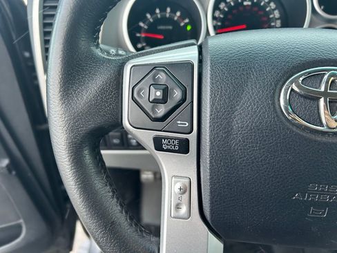 Used 2015 Toyota Sequoia Platinum image 13
