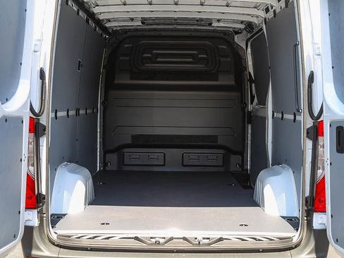 New 2026 Mercedes-Benz Sprinter 2500 image 25