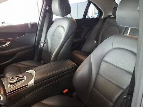 Used 2021 Mercedes-Benz C 300 Sedan image 7