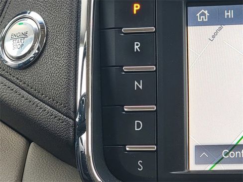 Used 2020 Lincoln Continental w/ Premium Package image 30