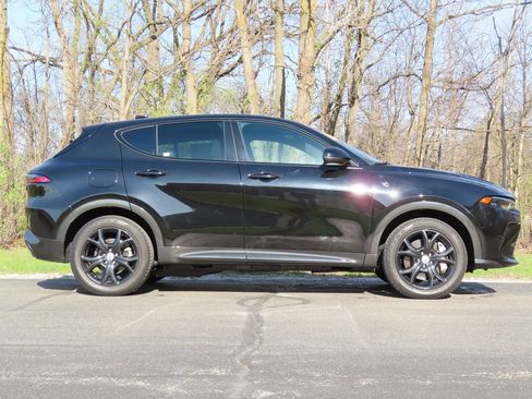 Used 2024 Dodge Hornet R/T w/ R/T Blacktop Package AWD/4WD image 2