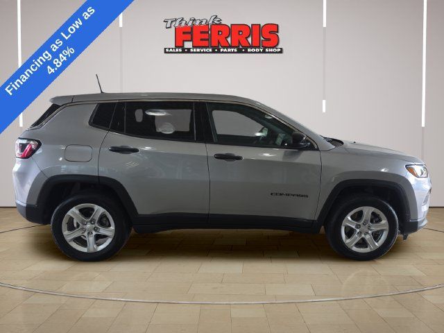 Used 2024 Jeep Compass Sport AWD/4WD image 6