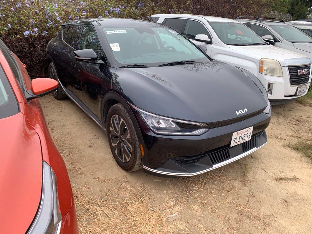 Certified 2024 Kia EV6 Light RWD image 4