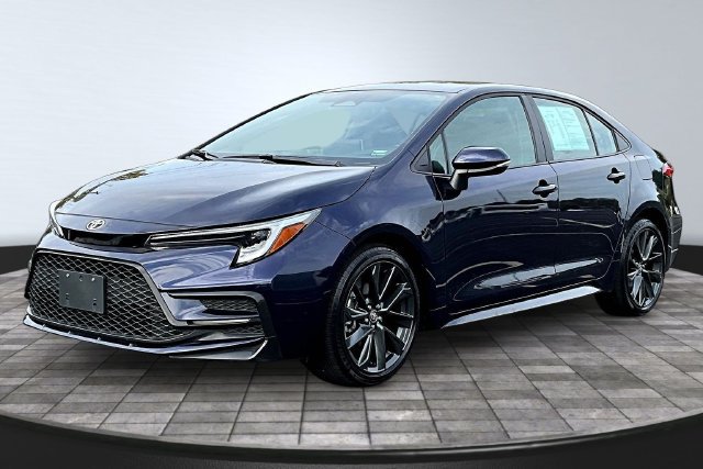 Used 2026 Toyota Corolla SE w/ SE Package FWD image 1