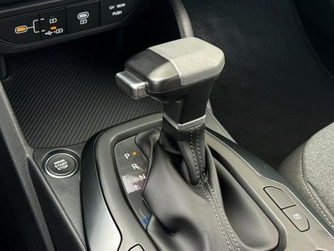 New 2025 Kia K4 LXS image 21