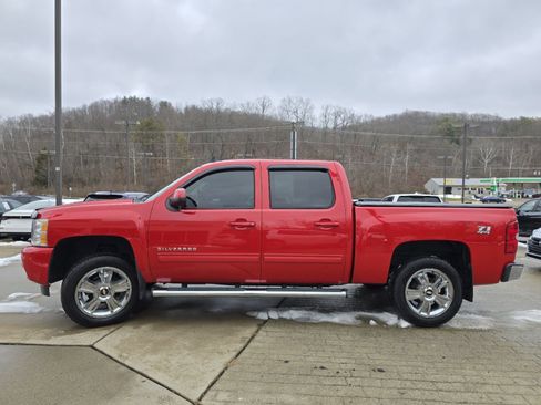Used 2010 Chevrolet Silverado 1500 LTZ w/ Suspension Package, Off-Road image 10