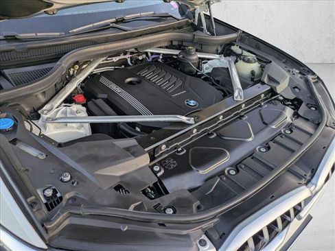 Used 2021 BMW X6 xDrive40i w/ Premium Package image 23