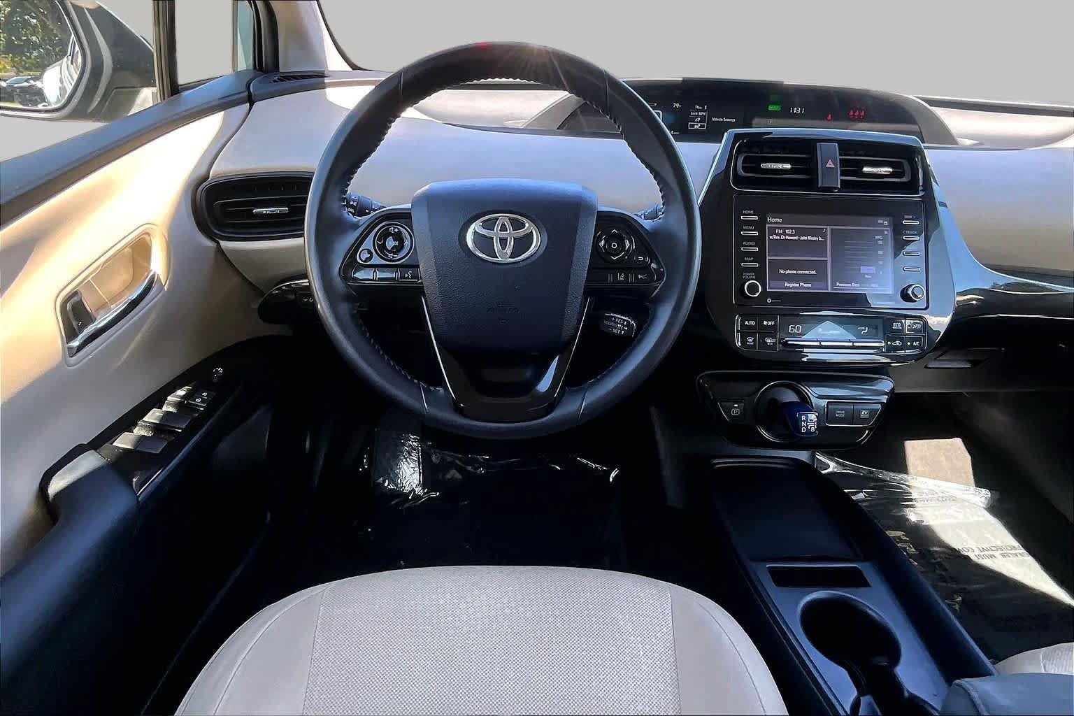 Used 2021 Toyota Prius LE w/ Carpet Mat Package (TMS) AWD/4WD image 5