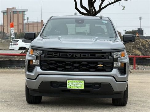 Used 2024 Chevrolet Silverado 1500 Custom image 3