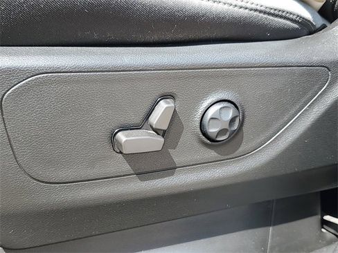 Used 2021 RAM 1500 Big Horn image 20