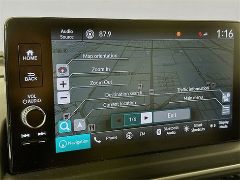 Certified 2025 Honda Pilot Touring image 5