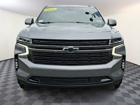 Used 2022 Chevrolet Suburban RST w/ Luxury Package AWD/4WD image 2