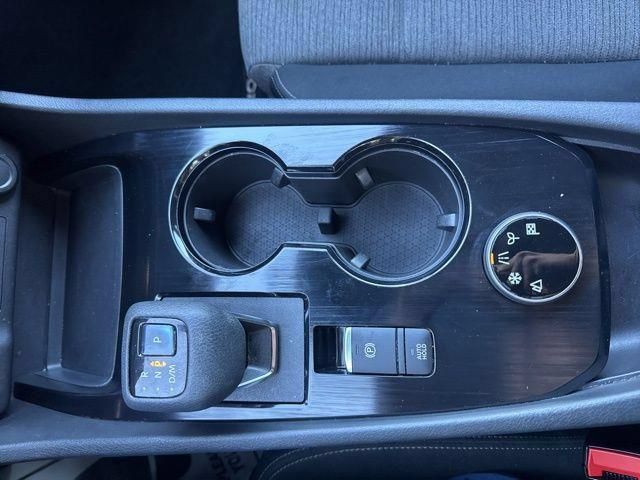 Used 2021 Nissan Rogue SV AWD/4WD image 34