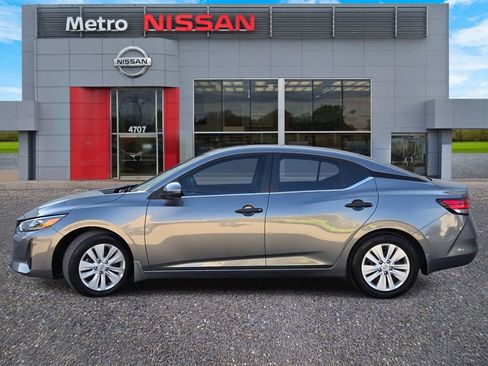 Certified 2024 Nissan Sentra S image 3