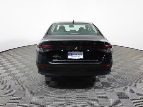 Used 2023 Honda Accord EX image 5