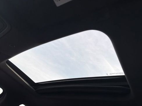 Used 2024 GMC Sierra 1500 Denali Ultimate image 30