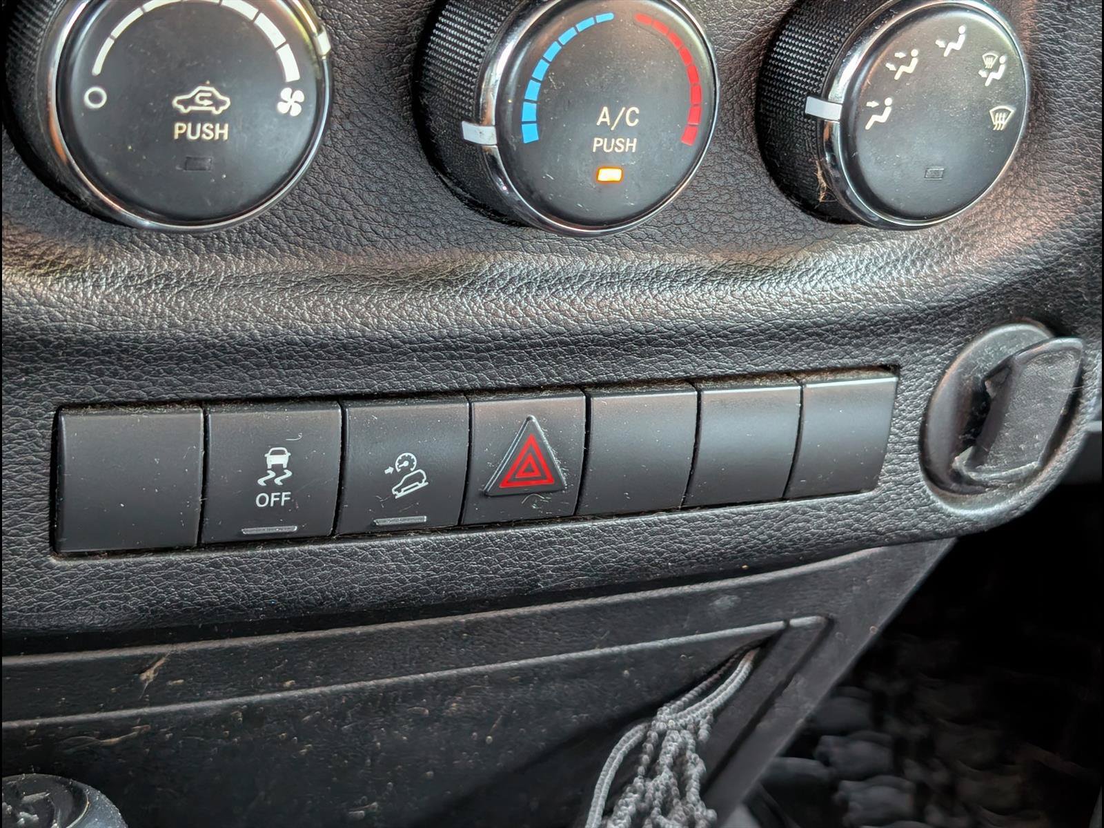 Used 2011 Jeep Wrangler Sport AWD/4WD image 14