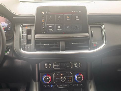 Used 2024 GMC Yukon XL AT4 w/ AT4 Premium Plus Package AWD/4WD image 34