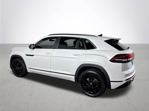 New 2026 Volkswagen Atlas Cross Sport SEL R-Line image 8