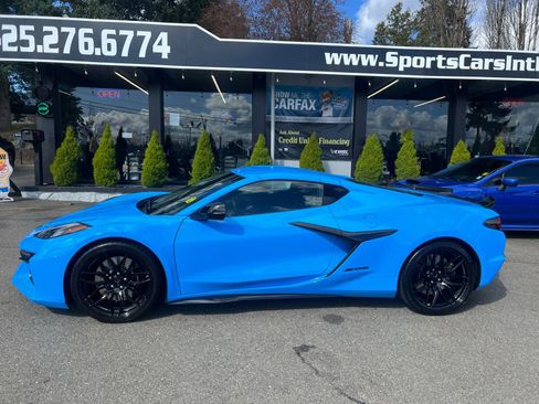 Used 2023 Chevrolet Corvette Z06 w/ Stealth Interior Trim Package RWD image 2