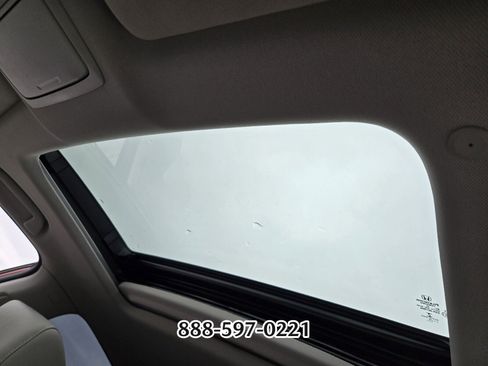 Used 2022 Honda Accord Touring image 11