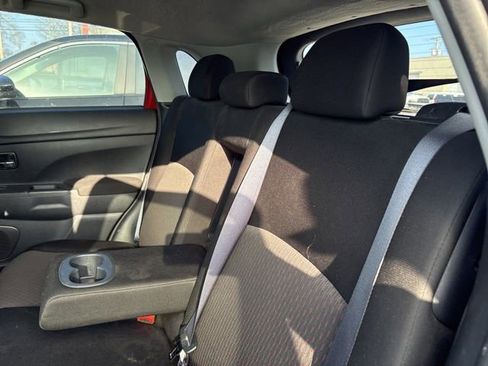 Used 2018 Mitsubishi Outlander Sport ES image 10