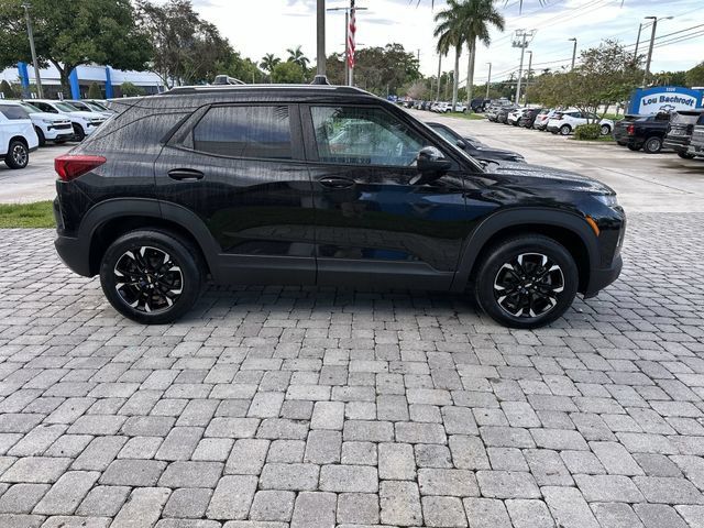 Used 2021 Chevrolet TrailBlazer LT w/ Convenience Package AWD/4WD image 14