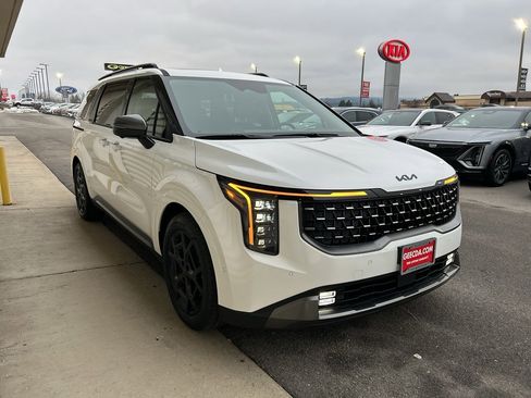 New 2026 Kia Carnival SX Prestige image 3