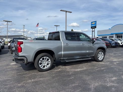 New 2026 Chevrolet Silverado 1500 LTZ w/ LTZ Premium Package AWD/4WD image 4