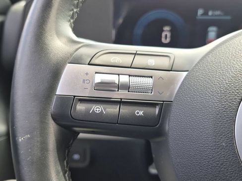 Used 2025 Hyundai Kona SEL FWD image 14