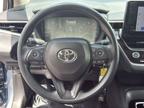 Certified 2025 Toyota Corolla LE image 19
